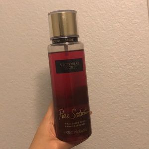 VS body spray